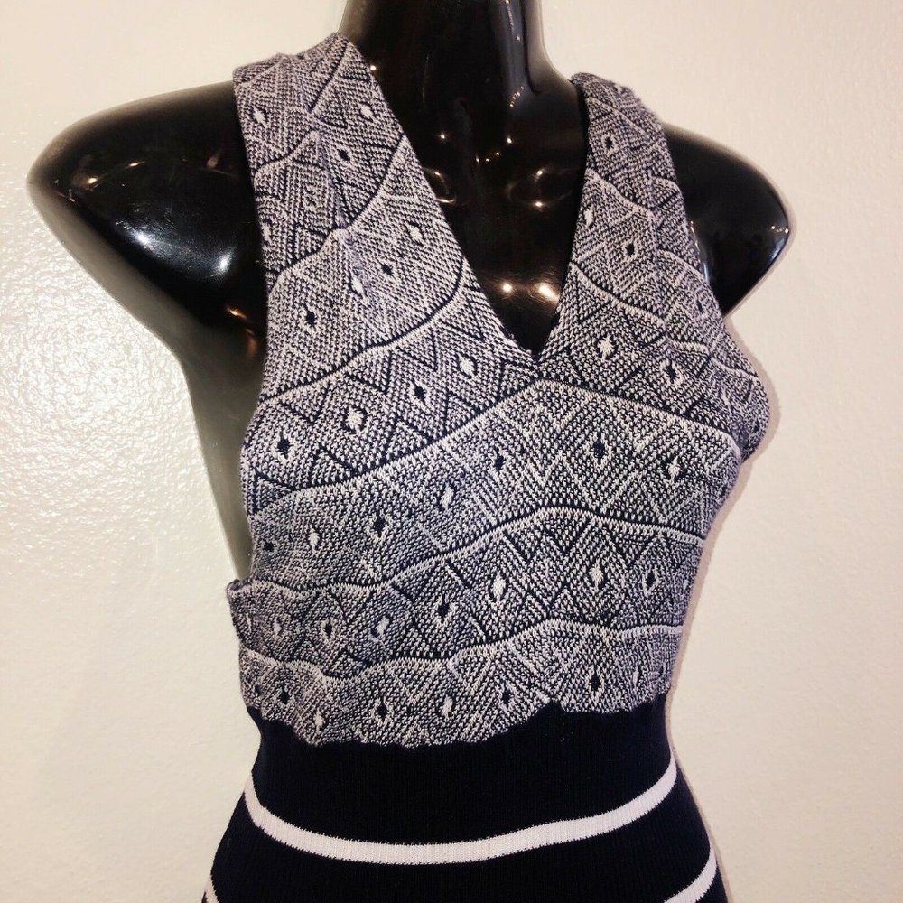 L.A.M.B. by Gwen Stefani 2000s Knit Top - Picture 4 of 10